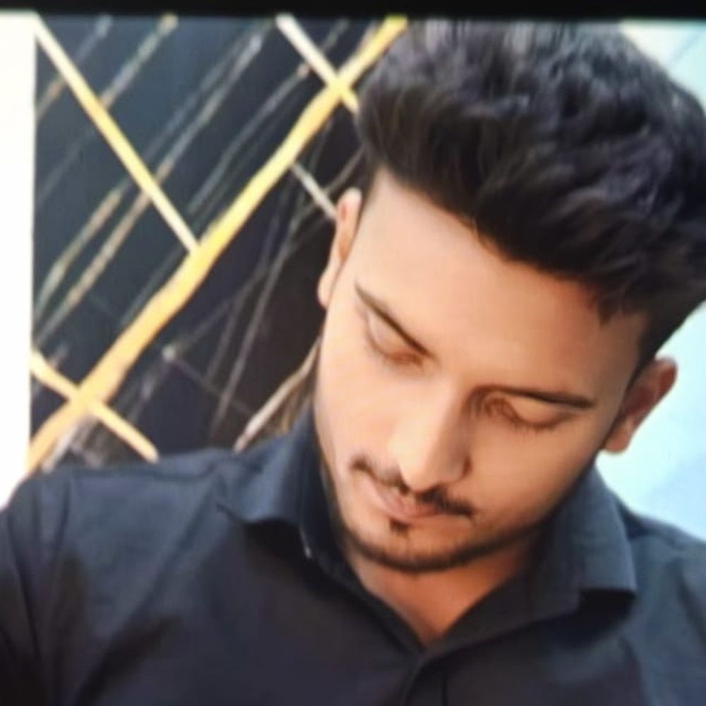 ज्योतिष कॉल सेंटर संचालक पर रेप का मुकदमा:नाबालिग ने बेटी को दिया है जन्म, पुलिस ने पीड़िता का कराया मेडिकल