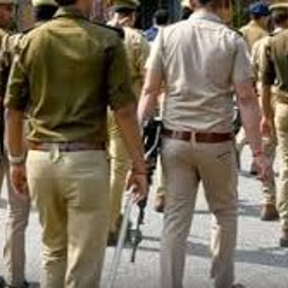 दिल्ली पुलिस ने शिमला से 3 कांग्रेस कार्यकर्ता गिरफ्तार किए:हिमाचल ने कार्रवाई को अवैध बताकर छुड़ाया, 20 जवान हिरासत में लिए