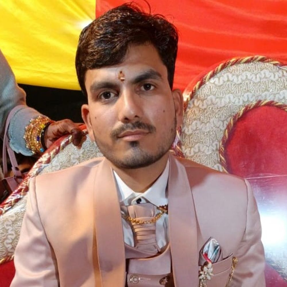 इटावा में हादसे में औरैया के भाई-बहन की मौत:इलाज के दौरान युवक ने भी तोड़ा दम, 4 दिन पहले बहन की हुई थी मौत