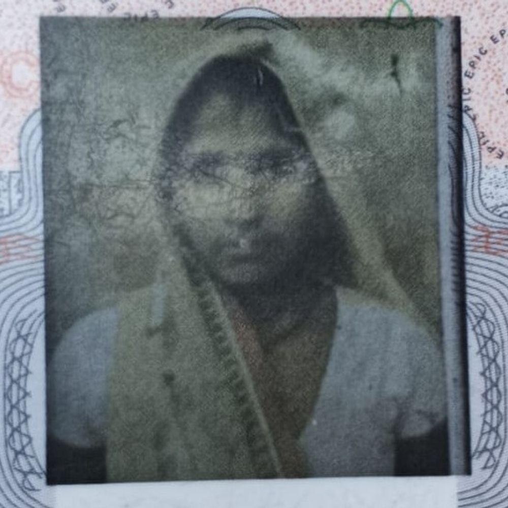 संभल में बाइक से गिरी महिला की मौत:मायके पक्ष ने हत्या की आशंका जताते हुए किया हंगामा, 8 साल पहले हुई थी शादी