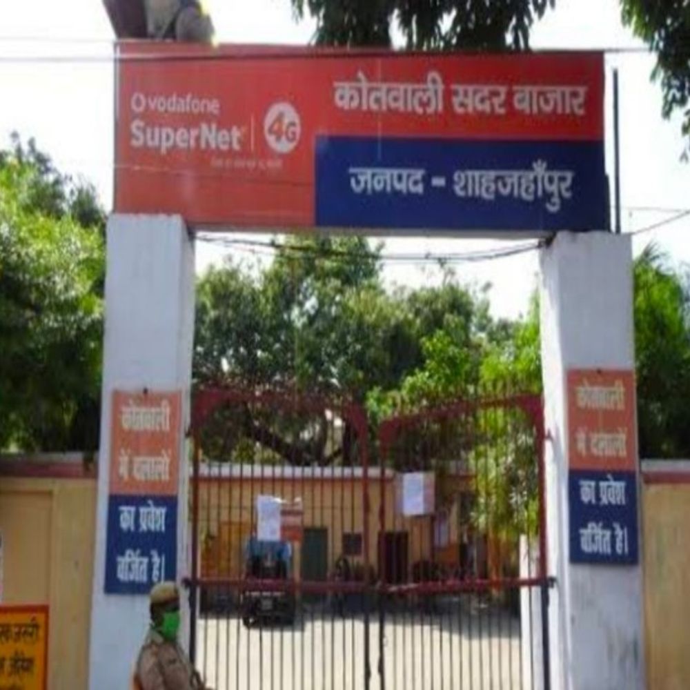 शाहजहांपुर में 15 साल की लड़की ने की आत्महत्या:दादी के साथ रहती थी, मां की हो चुकी है मौत; पिता दिल्ली में