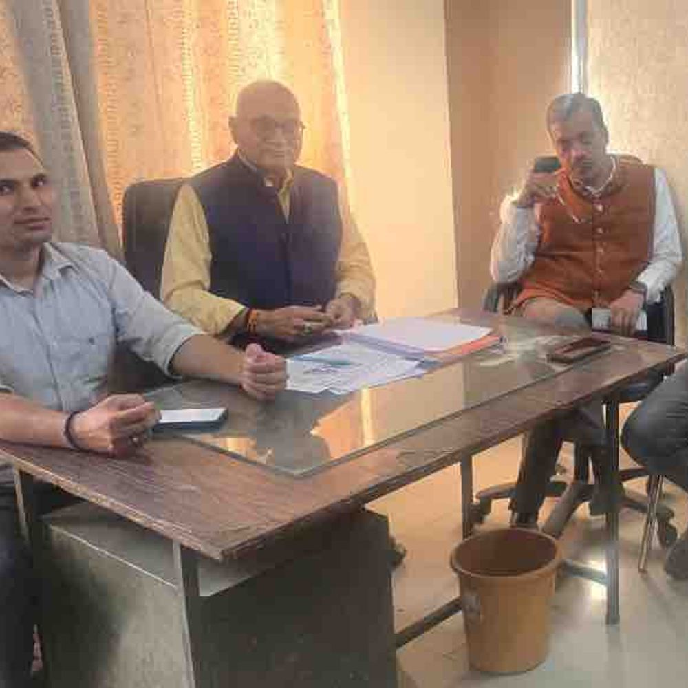 गोरखपुर में बिजली कर्मियों ने दिया अल्टीमेटम:स्मार्ट मीटर और उत्पीड़नात्मक कार्रवाइयों को रोकने की मांग, आंदोलन की दी चेतावनी