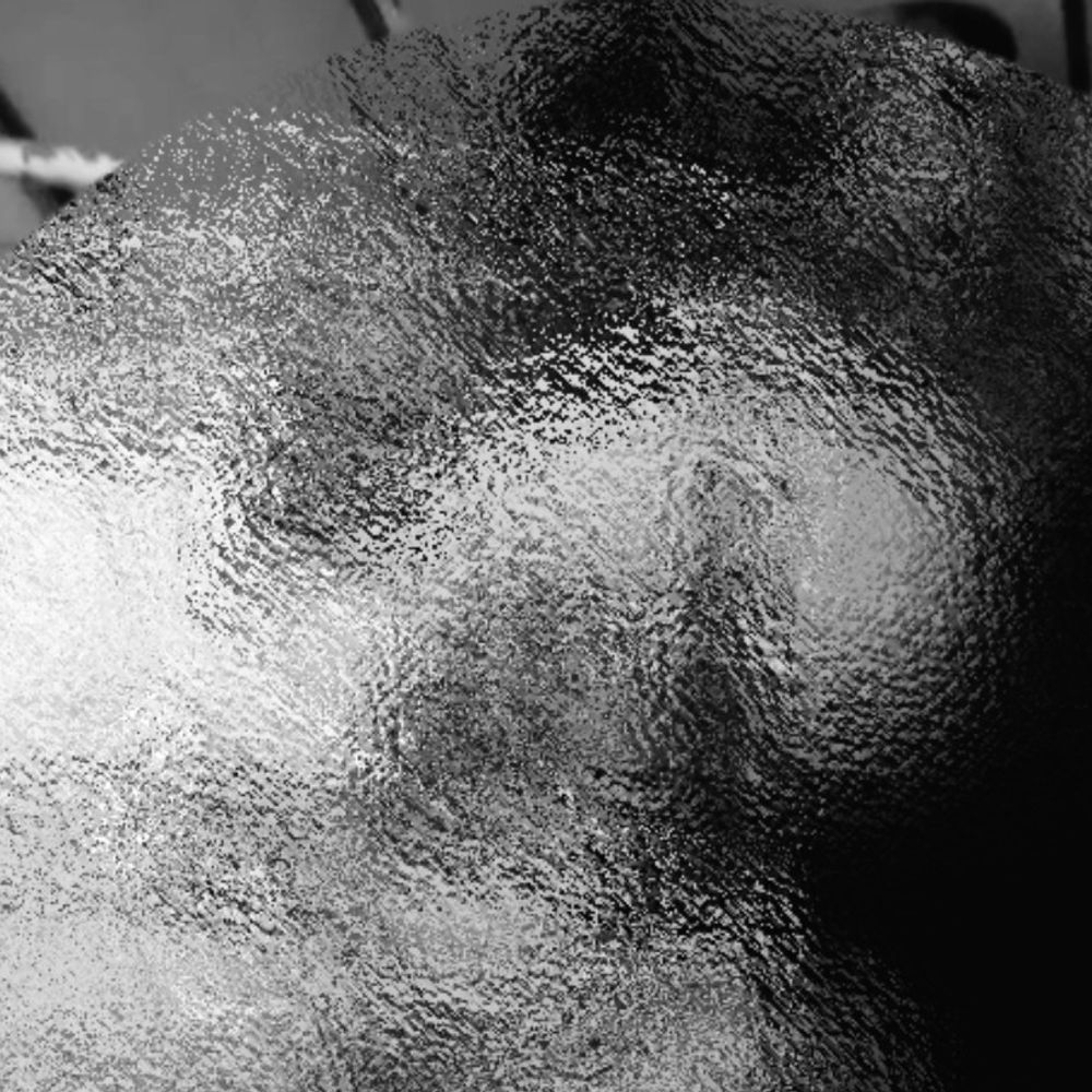 हरदोई में 12वीं छात्रा पर धारदार हथियार से हमला:छात्रा पर जबरन शादी का दबाव बना रहा था, लापरवाही पर चौकी इंचार्ज समेत दो पुलिसकर्मी निलंबित