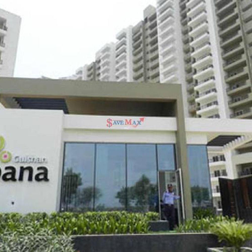 नोएडा में 12वीं मंजिल से कूदकर व्यापारी ने किया सुसाइड:बीमारी से चल रहे थे परेशान, कैथल से अपने भाई और पिता से आए थे मिलने