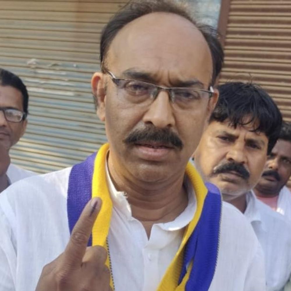 करोड़ों के गबन की विवेचना जल्द पूरी करें : हाईकोर्ट:पटाखा कारोबारियों के घोटाले का मामला, मुख्य आयुक्त आयकर सहयोग करें