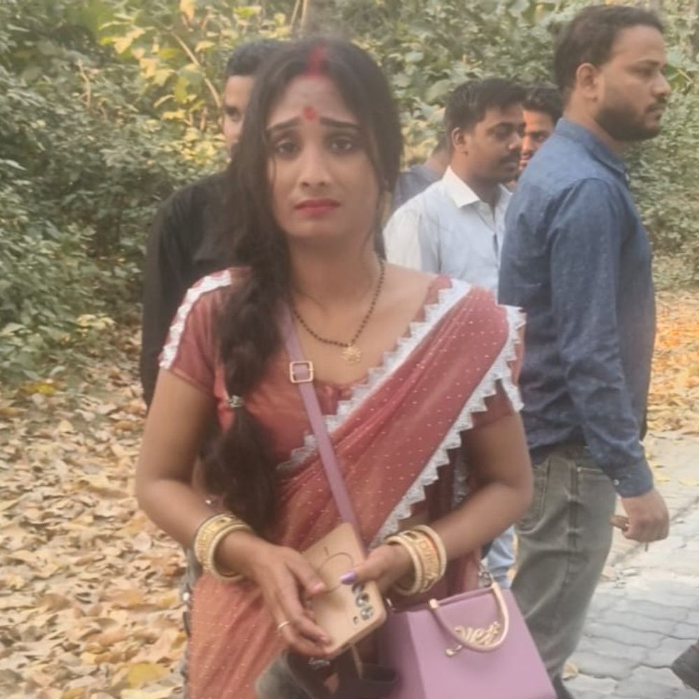 महिला के गले से मंगलसूत्र छीनकर भागे बदमाश:बुढ़िया माता का दर्शन करके लौट रही थी, तलाश में जुटी गोरखपुर पुलिस