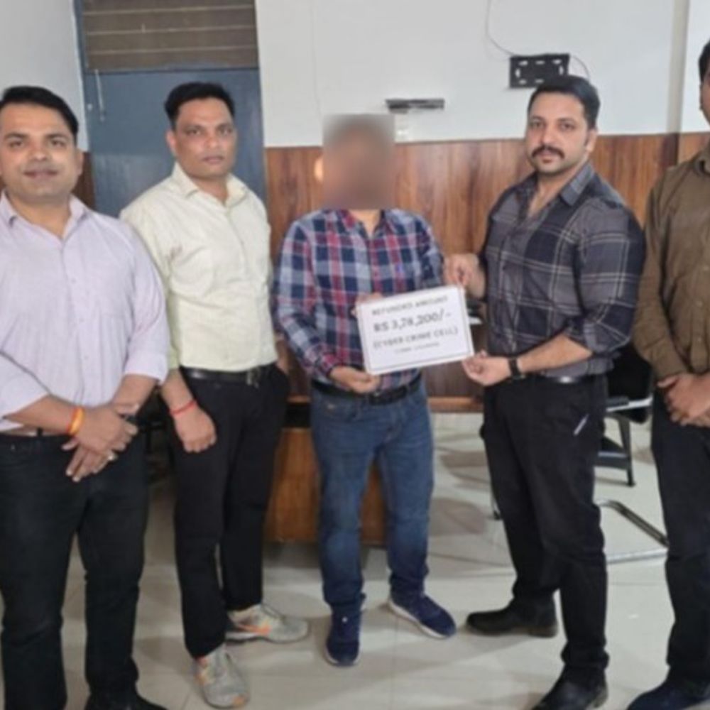 लखनऊ में सिम क्लोन कर उड़ाए 4.18 लाख रूपए:साइबर सेल ने 3.78 लाख वापस कराए, फ्रीज कराए संदिग्ध खाते