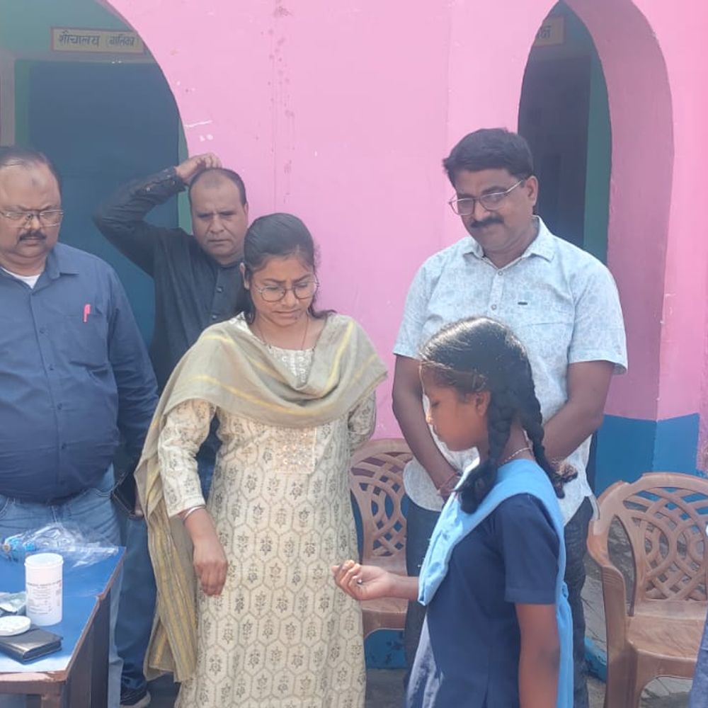 1188 स्कूल और आंगनबाड़ी में खिलाई जाएगी दवा