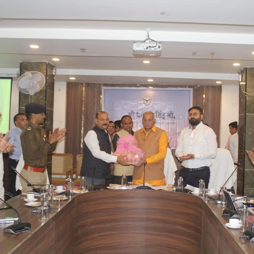 बच्चों में घट रही नैतिकता, प्रभारी मंत्री ने जताई चिंता:'नीले ड्रम' जैसी घटनाओं पर बोले, स्मार्टफोन दुरुपयोग रोकें, नैतिक शिक्षा दें