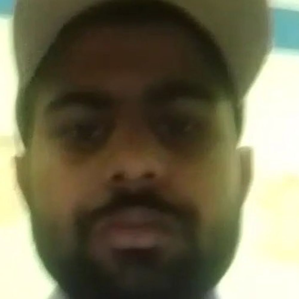 जमीन विवाद से परेशान युवक ने दी आत्मदाह की चेतावनी:पीलीभीत में वीडियो बनाकर 28 फरवरी तक कार्रवाई की मांग