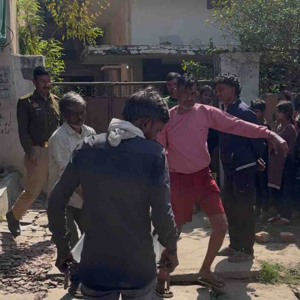 कानपुर में युवक ने फांसी लगाकर आत्महत्या की:बाराबंकी से होटल में काम करने आया था, पुलिस जांच में जुटी