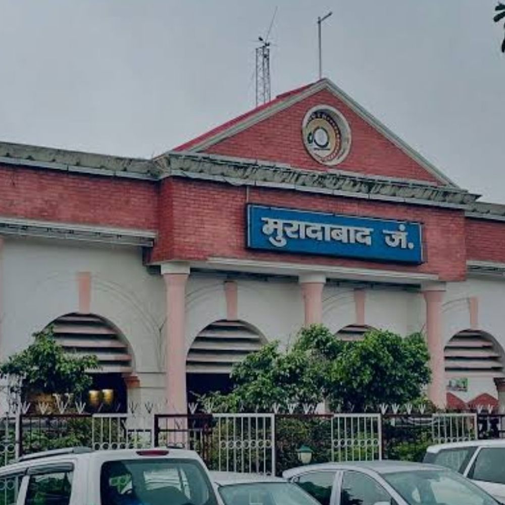 होली के लिए रेलवे चलाएगा स्पेशल ट्रेनें:अमृतसर-पटना और आनंद विहार-गोरखपुर रूट पर मिलेंगी सीटें