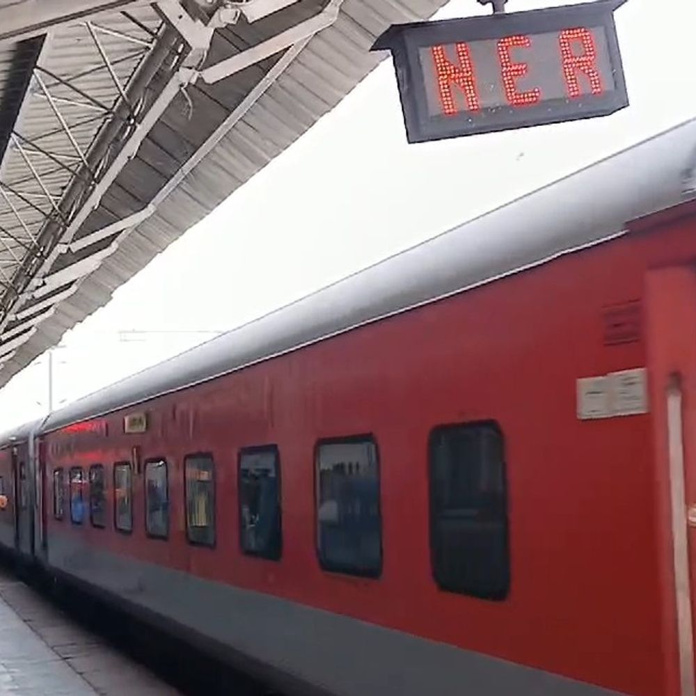 गोरखपुर से दिल्ली और अयोध्या के लिए होली स्पेशल ट्रेन:घर आना होगा आसान, यात्रियों को मिलेंगे भीड़ से राहत