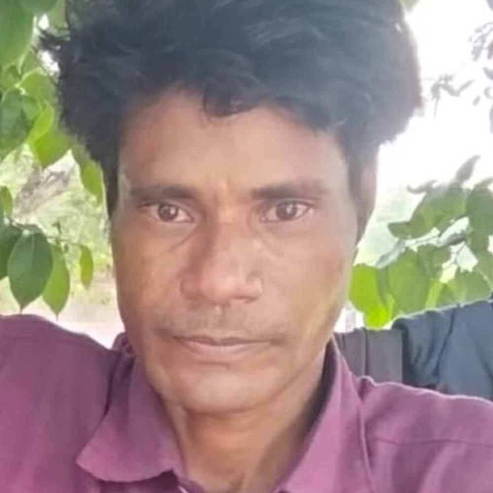 कैसरगंज सांसद के आवास के बाहर तालाब में मिला शव:3 दिन से गायब था युवक, नशे की वजह से पिता-पुत्र में थी अनबन