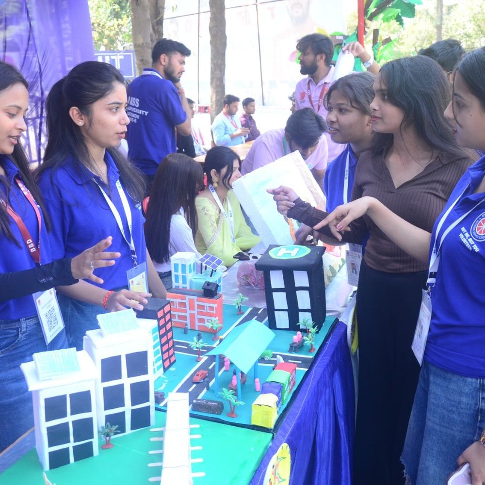 बीबीडी उत्कर्ष-2026 का दूसरा दिन:कैंपस में प्रतिभा, तकनीक प्रस्तुतियों की धूम