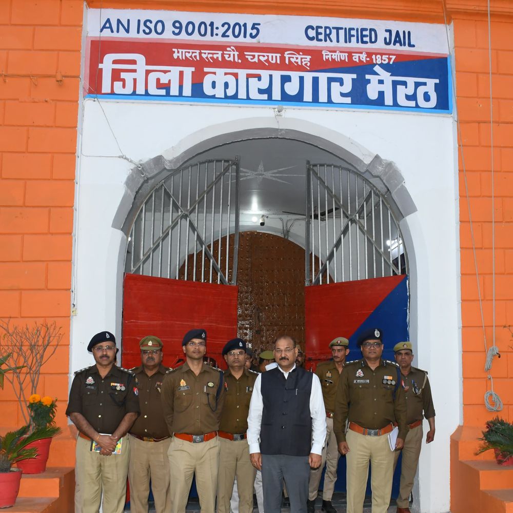 जिला न्यायाधीश, जिलाधिकारी, एसएसपी ने किया निरीक्षण:जिला कारागार, सम्प्रेक्षण गृह और नारी निकेतन का दौरा