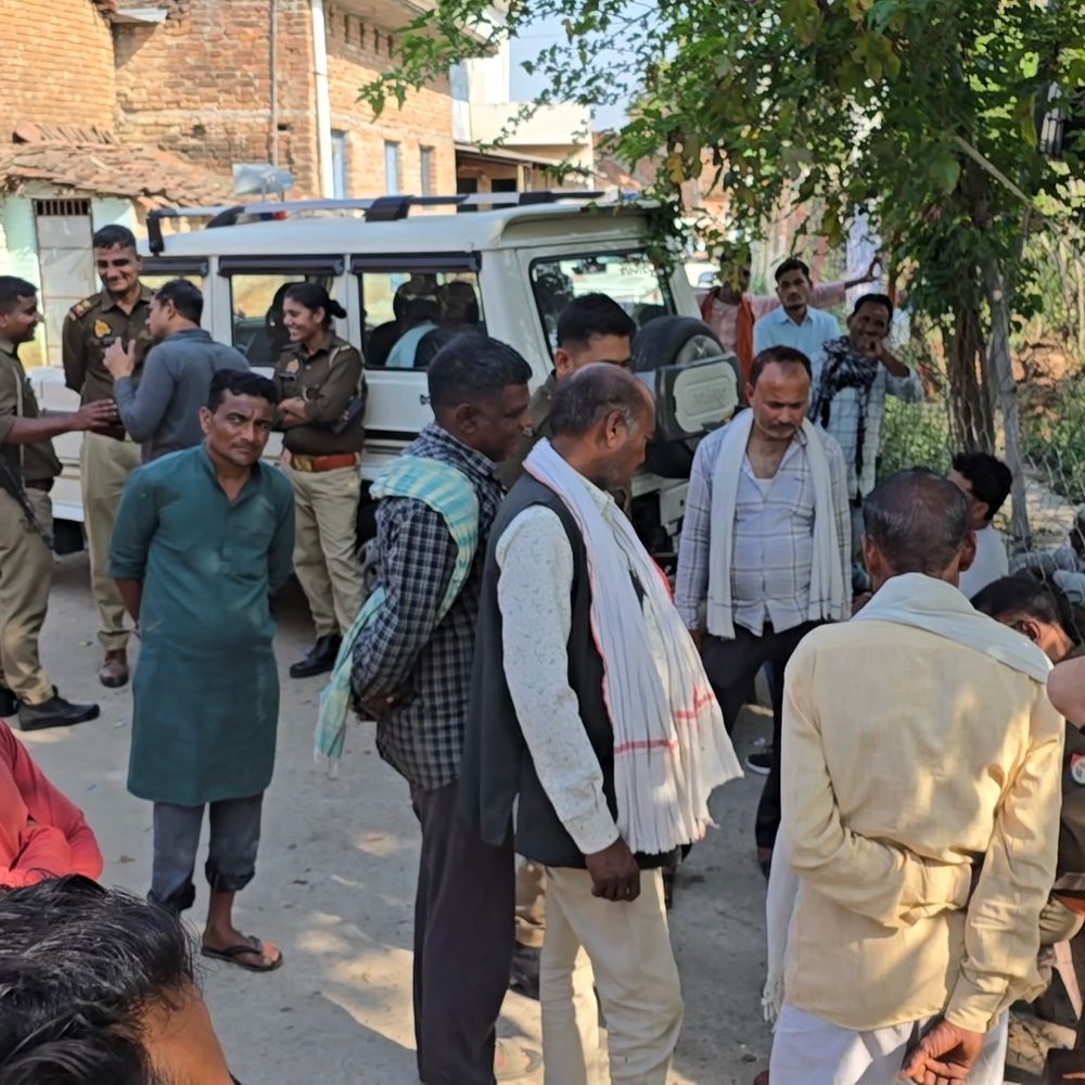 हमीरपुर में महिला का शव फांसी पर लटका मिला:घर में खाने को लेकर विवाद हुआ था, धर्म परिवर्तन कर की थी शादी