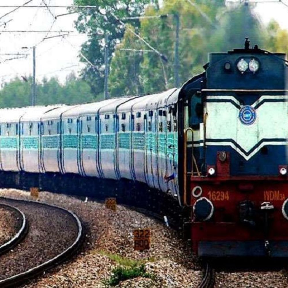 एक ओर होली विशेष ट्रेन की घोषणा:सहारनपुर होकर गुजरेगी अमृतसर-पटना स्पेशल, आज से शुरू होगी