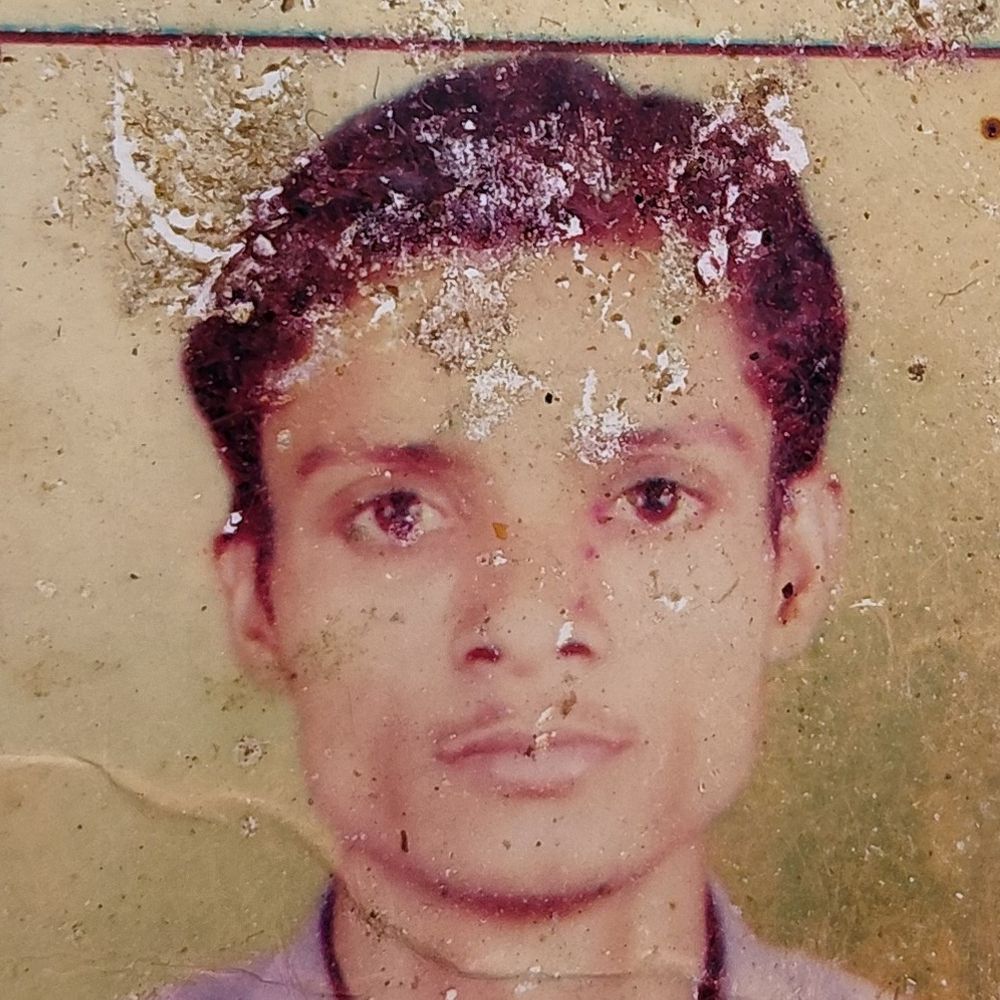 फर्रुखाबाद में मजदूर ने फंदा लगाकर जान दी:देर तक बाहर नहीं निकला, पुलिस ने फंदे से उतारा शव