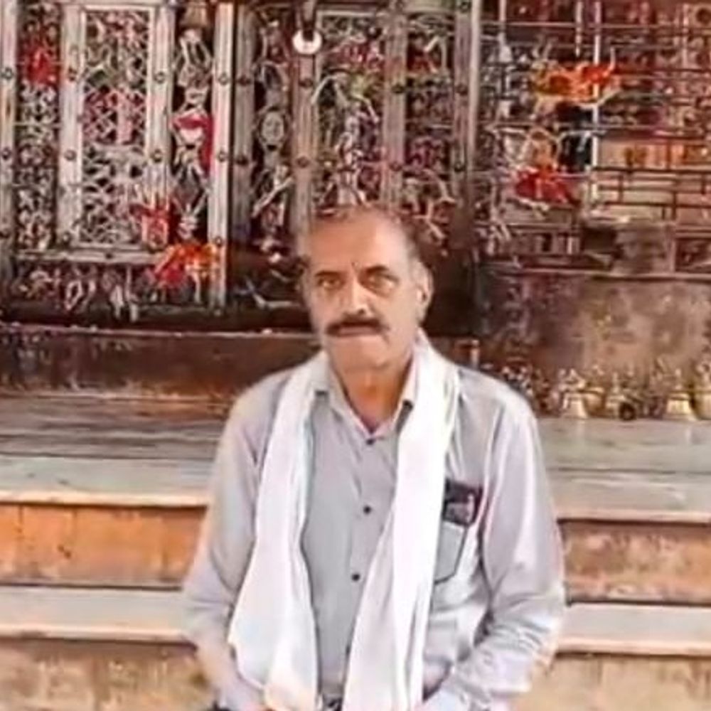 झांसी में रिटायरमेंट के दिन रेलकर्मी ने किया सूइसाइड:एक दिन पहले साथियों को बांटी मिठाई, बोले थे कल सात हजार का सूट पहनकर जाऊंगा