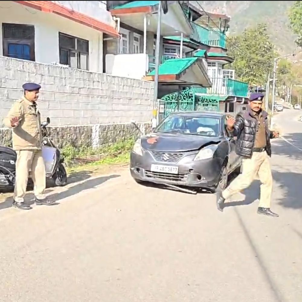कांगड़ा में तेज रफ्तार कार ने मारी स्कूटी को टक्कर:  महिला की मौत, एक घायल, पुलिस ने कार की जब्त, ड्राइवर के खिलाफ केस – Dharamshala News