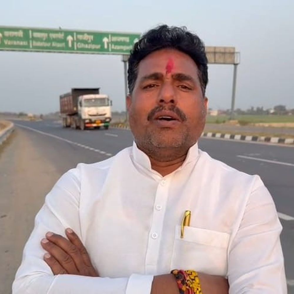 भाजपा नेता ने सपा सांसद-विधायक पर लगाए भेदभाव के आरोप:चंदौली में सूर्यमुनी बोले- विकास कार्यों में कमीशनखोरी हो रही