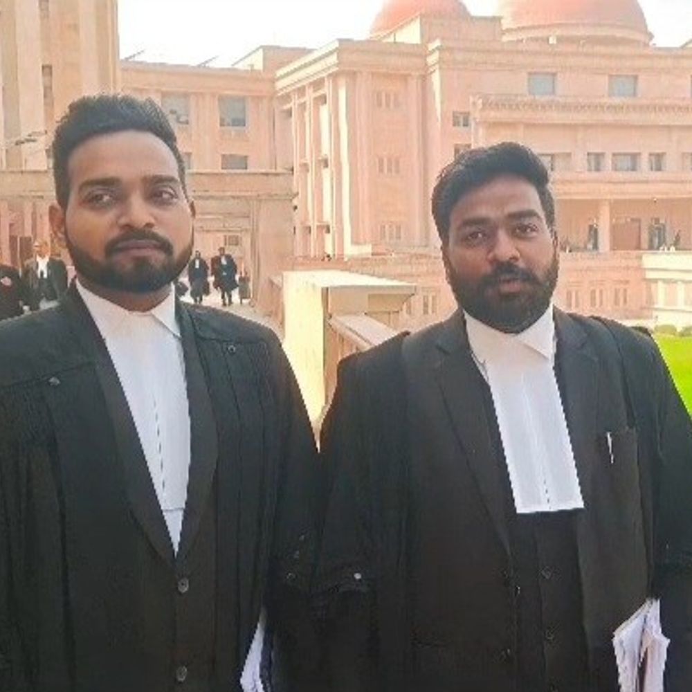 लखनऊ-हाईकोर्ट में 'यादव जी की लव स्टोरी' के खिलाफ याचिका:गोंडा के वकील ने सरकार समेत पांच लोगों को बनाया पार्टी, फिल्म की रिलीज पर रोक की मांग