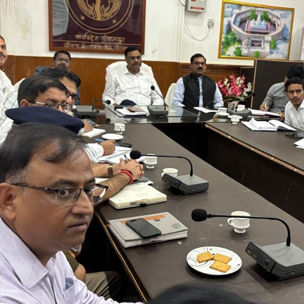 मिर्जापुर में जनगणना-2027 की तैयारी, अधिकारियों को मिला प्रशिक्षण:मिर्जापुर में नागरिकों को वेब पोर्टल पर स्व-गणना का अवसर मिलेगा