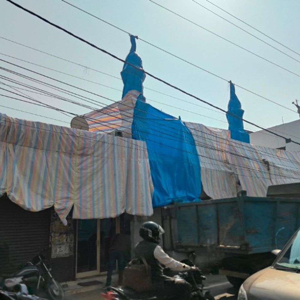 शाहजहांपुर में लाॅट साहब के जुलूस को लेकर हाई अलर्ट:40 लोगों की टीम तैनात, मुस्लिम समाज करेगा पुष्पवर्षा, आयोजकों की अपील- बोतल-पत्थर न फेंके