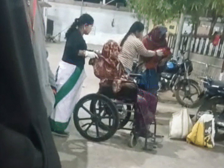 रायसेन जिला अस्पताल के गेट पर महिला की डिलीवरी:  जननी एक्सप्रेस चालक गेट पर छोड़कर फरार, स्टाफ ने 5 मिनट में संभाला – Raisen News