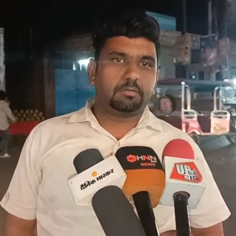 भाजपा पार्षद पर नौकरी के नाम पर ठगी का आरोप:फिरोजाबाद में युवक ने CM से न्याय की गुहार लगाई, जान से मारने की धमकी भी