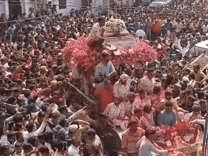 खाटूश्यामजी में भीड़ के बीच 2 लोगों की चेन टूटी:  एकादशी पर हुई वारदात,आरोपियों की तलाश कर रही पुलिस – Sikar News