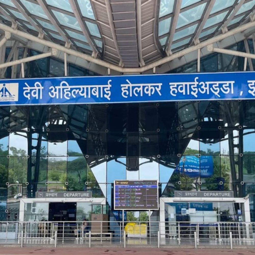 इजराइल-ईरान जंग...MP के 100 से ज्यादा लोग दुबई में फंसे:इंदौर के नेता, बिल्डर, बिजनेसमैन भी शामिल; एयर इंडिया की फ्लाइट कैंसिल