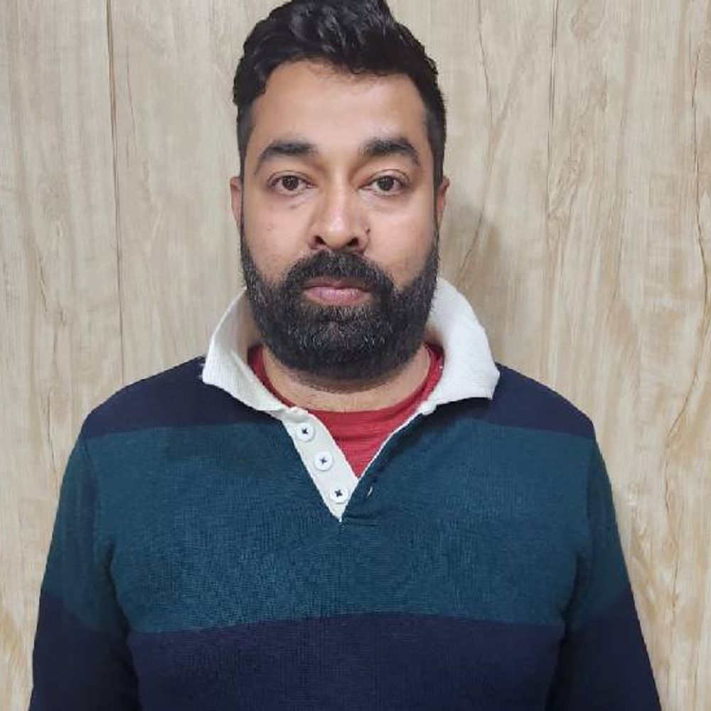 15 हजार करोड़ के घोटाले में शामिल वांछित गिरफ्तार:50 हजार का था इनाम, एसटीएफ नोएडा ने हरियाणा से पकड़ा