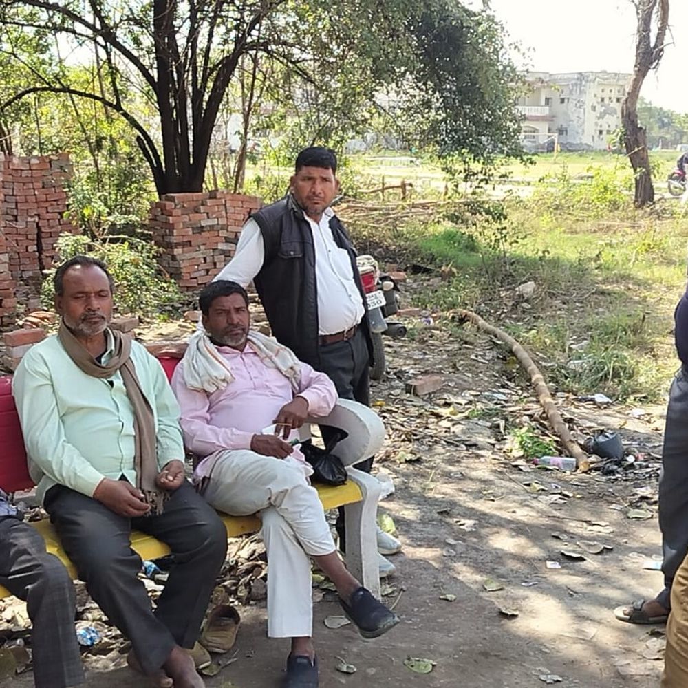 जालौन में गैस सिलेंडर ब्लास्ट, महिला की मौत:रसोई में खाना बनाते समय फटा सिलेंडर, ग्रामीणों ने बचाया, लेकिन समय पर नहीं पहुंचे अस्पताल