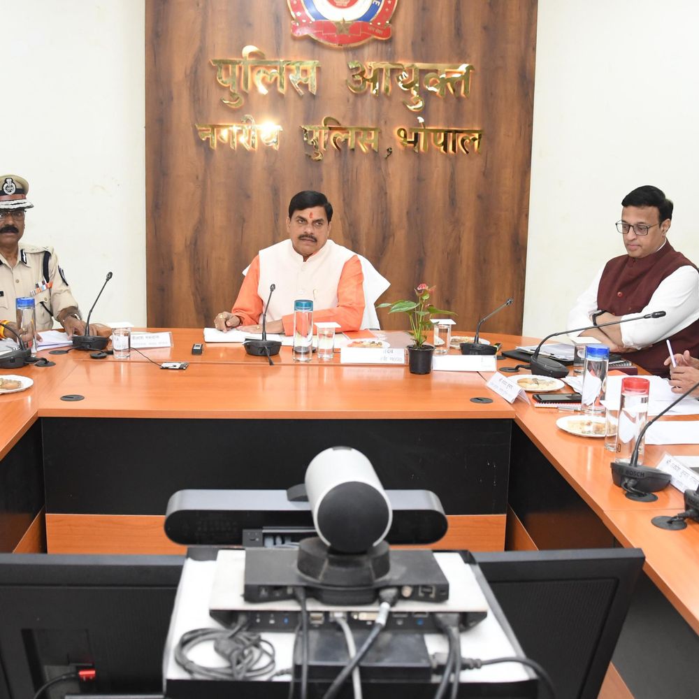 होली और रमजान को लेकर हाई अलर्ट:  सीएम डॉ. मोहन यादव ने कानून-व्यवस्था पर दिए सख्त निर्देश; संवेदनशील इलाकों में विशेष निगरानी – Bhopal News