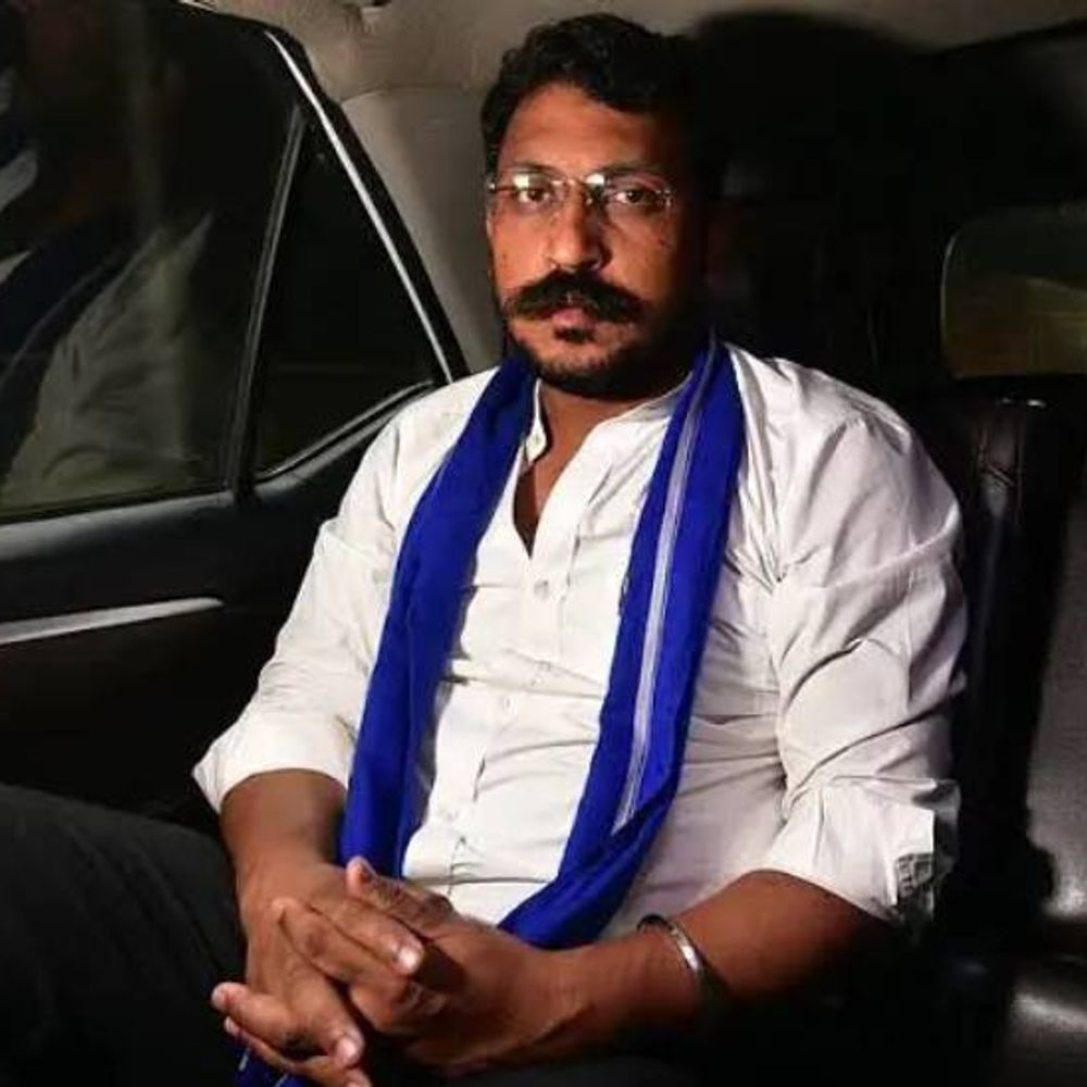 आज किदवई नगर के पीड़ित परिवार से मिलेंगे चंद्रशेखर आजाद:घर में लगी आग से पांच बच्चों समेत 6 लोगों की हो गई थी मौत