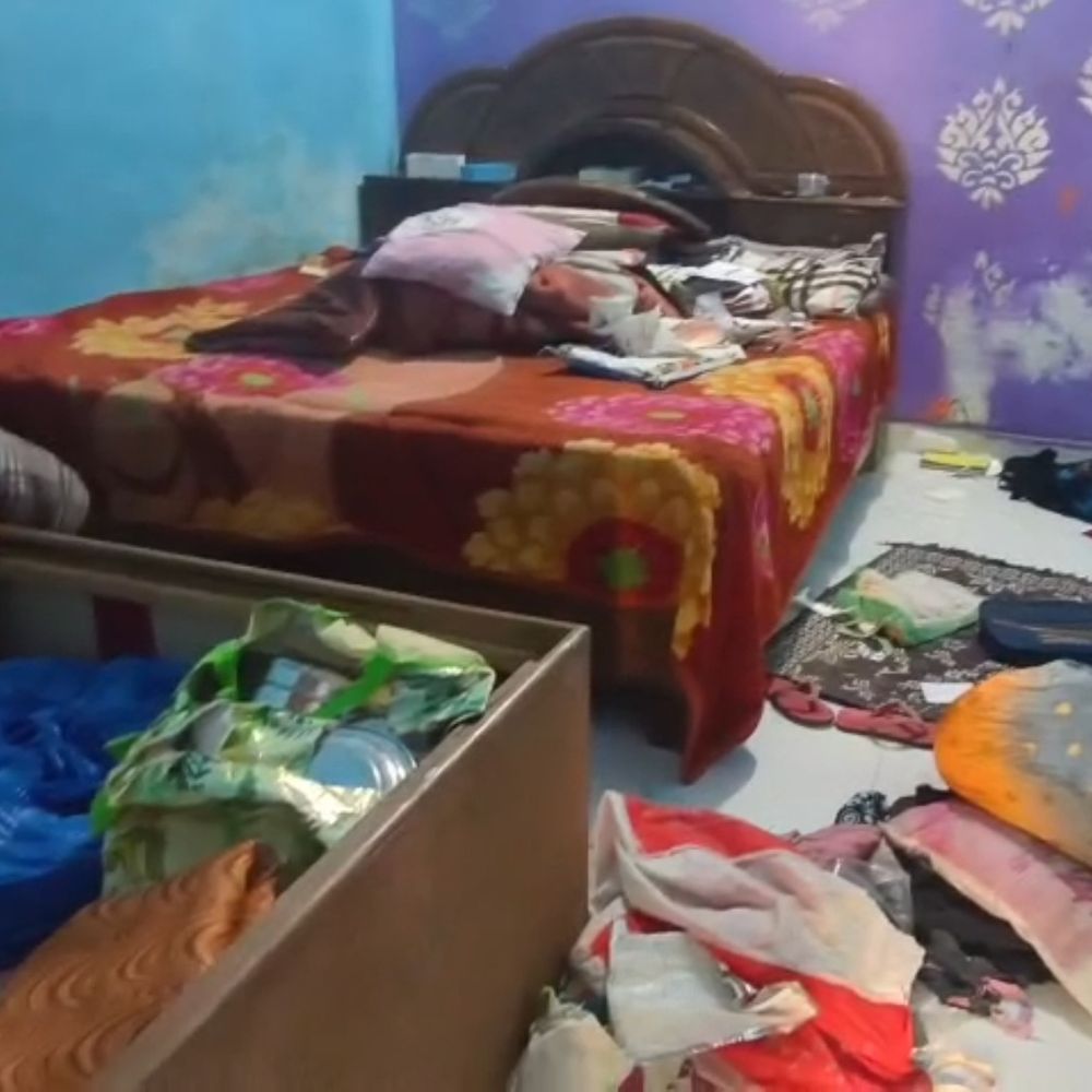 फरीदाबाद में परिवार को बंधक बनाकर लाखों की लूट:  कानों से कुंडल भी उतरवाए; हथियारबंद बदमाशों ने की वारदात – Ballabgarh News