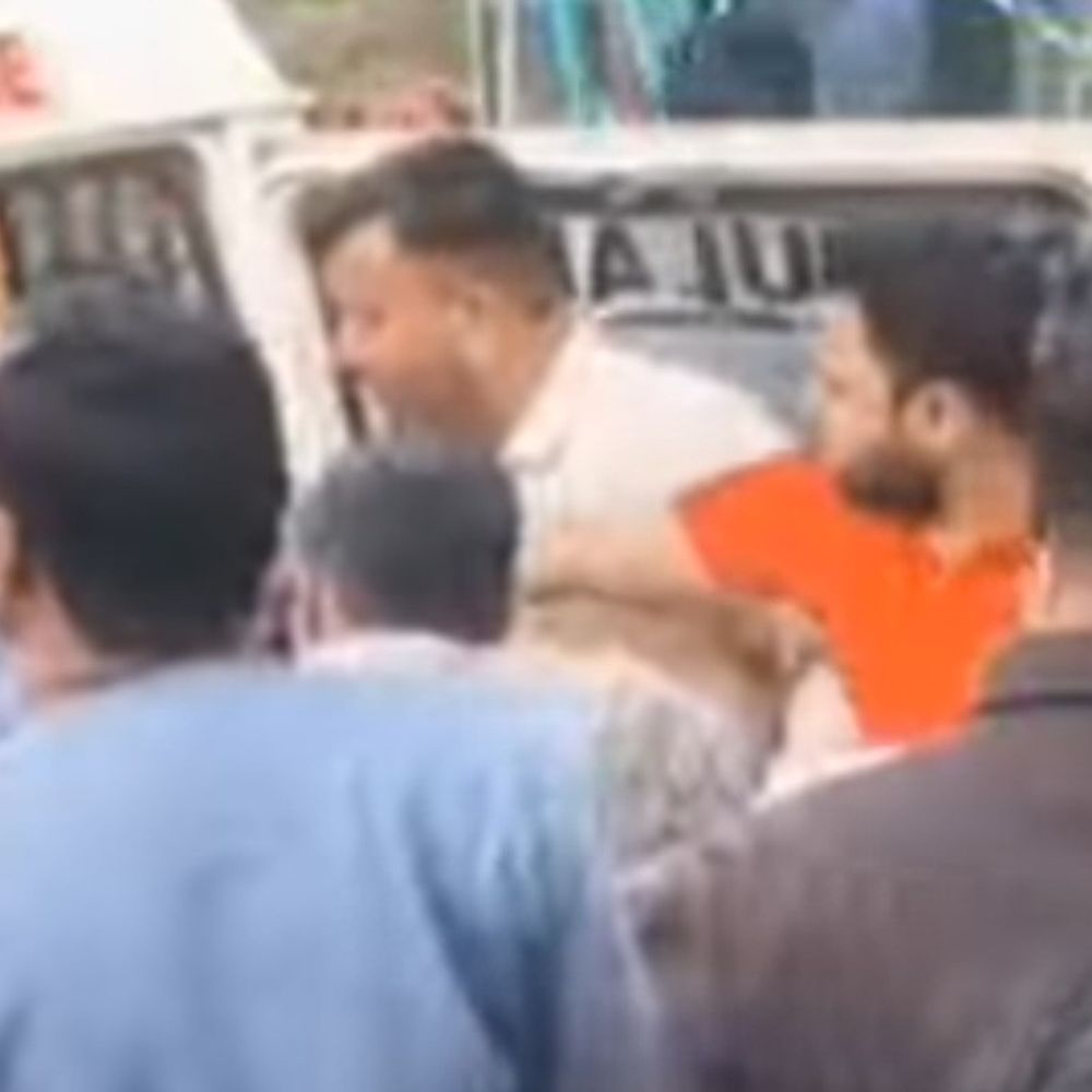 खेत में बकरी घुसने पर चचेरे भाई की हत्या:सुलतानपुर में तमंचे से पेट में गोली मारी, वारदात को अंजाम देकर आरोपी फरार