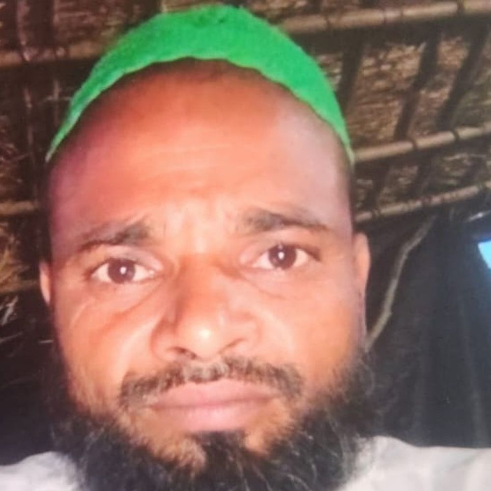 संभल में ट्रैक्टर-ट्रॉली ने ई-रिक्शा को टक्कर मारी:बेटे की मौत, मां सहित तीन लोग घायल