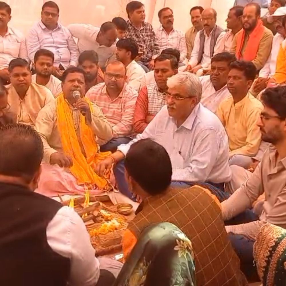 फतेहाबाद-फिरोजाबाद मार्ग का चौड़ीकरण शुरू:12.66 करोड़ की लागत से विधायक, महापौर ने किया भूमि पूजन