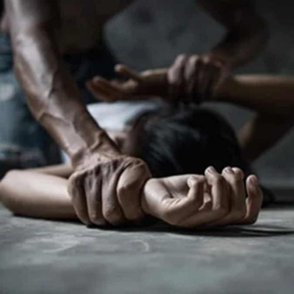 अयोध्या में महिला से छेड़छाड़ का मामला:न्यायालय के आदेश पर पुलिस ने दो महीने बाद दर्ज किया छेड़छाड़ और मारपीट का केस