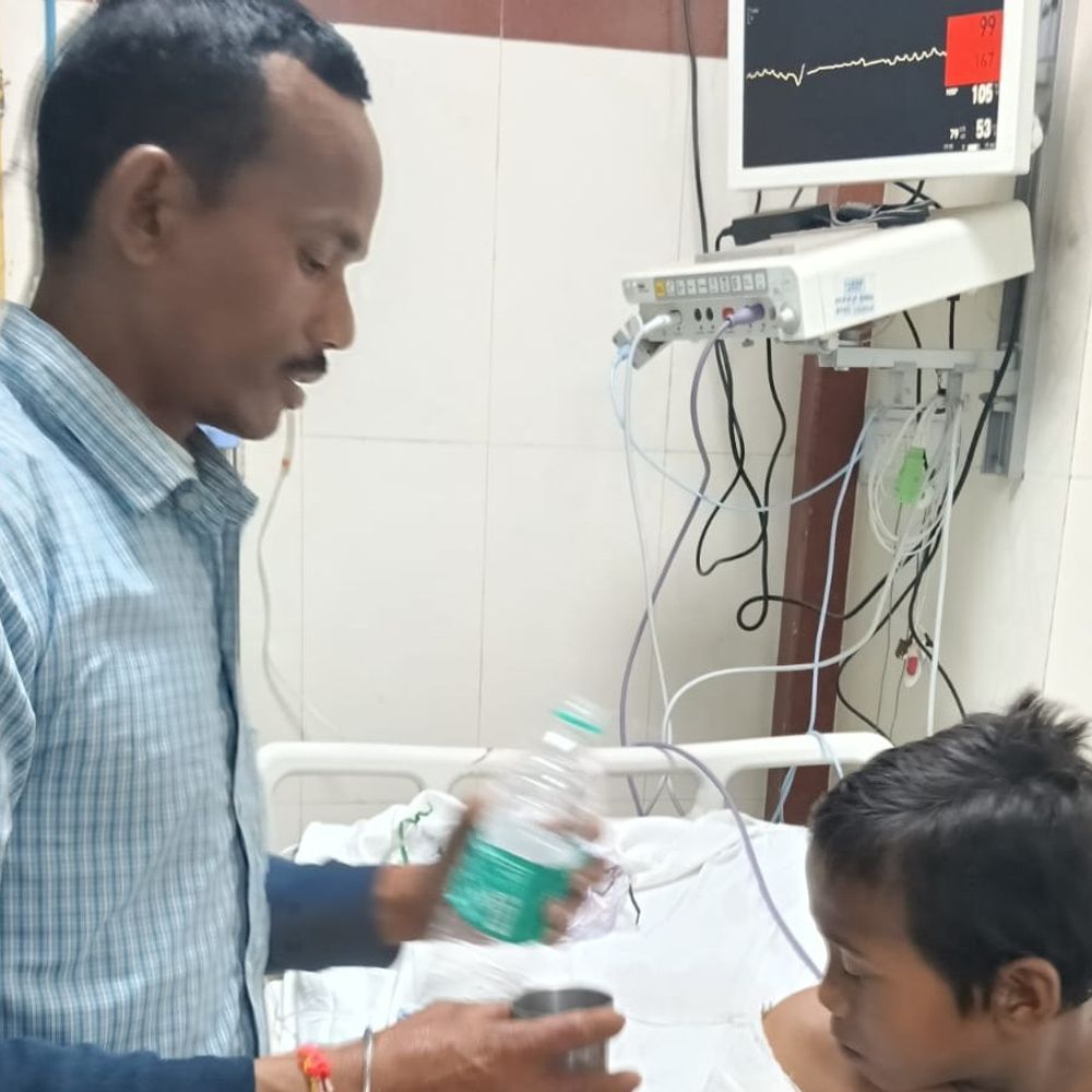 मुतेहरा में विद्युत हादसे में बालक घायल:केजीएमयू में इलाज जारी, प्रशासन उठाएगा पूरा खर्च