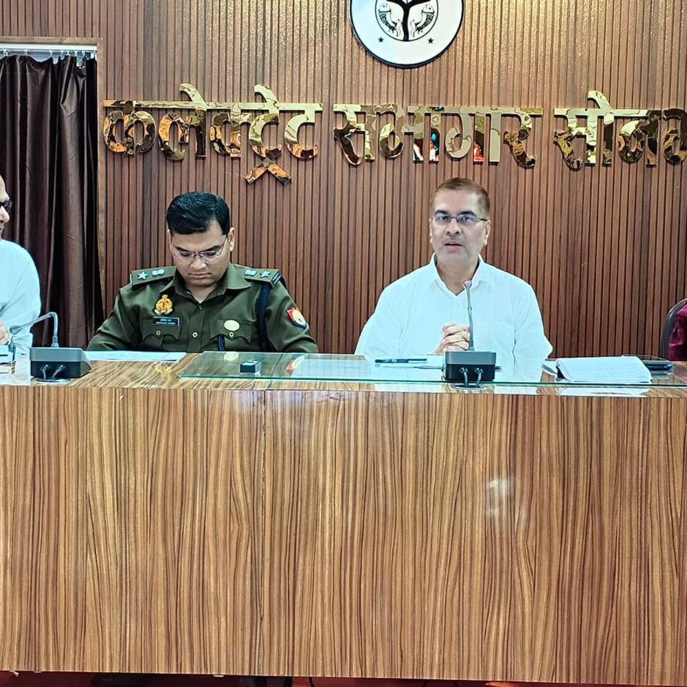 रमजान-होली के लिए 21 थाने सेक्टर घोषित:सोनभद्र में शांति व्यवस्था हेतु प्रशासन की तैयारी