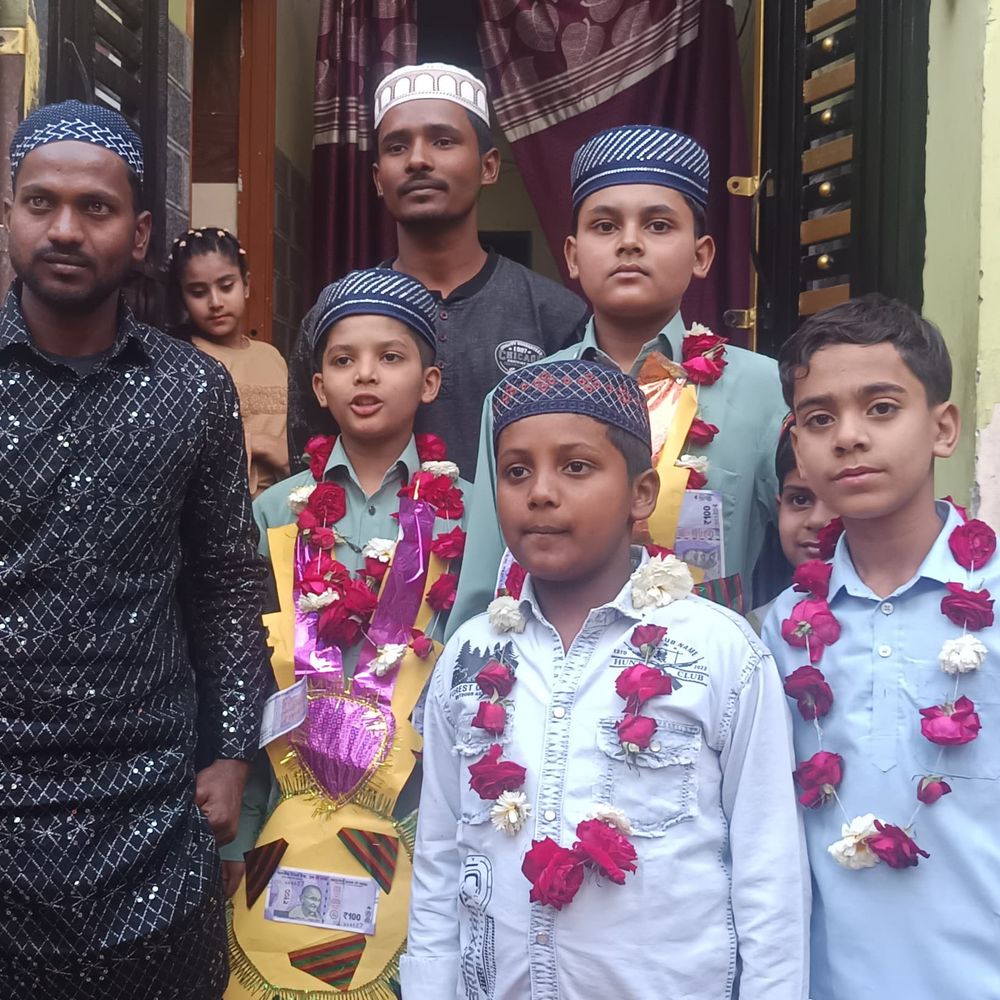 संभल में 11 साले के बच्चे ने रखा पहला रोजा:देश और समाज में अमन-शांति के लिए मांगी दुआ