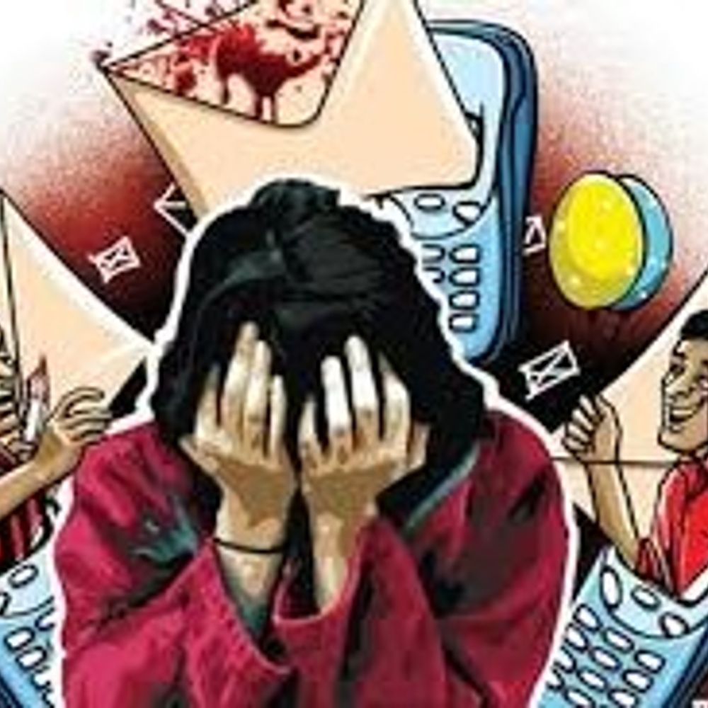 मोहाली की महिला अधिकारी से ब्लैकमेल कर रेप:  निवेश के नाम पर 25 लाख ठगे, कार भी​ हड़पी, उच्चाधिकारी पर ही लगाया आरोप – Kharar News