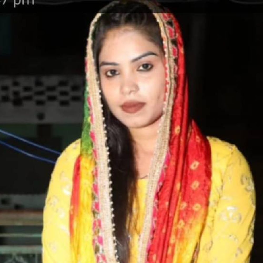 ब्यूटीशियन ने बॉयफ्रेंड के घर जाकर जहर खाया, मौत:झांसी में 4 साल से अफेयर था, चाचा बोले- शादी का झांसा देकर 5 लाख के गहने हड़पे