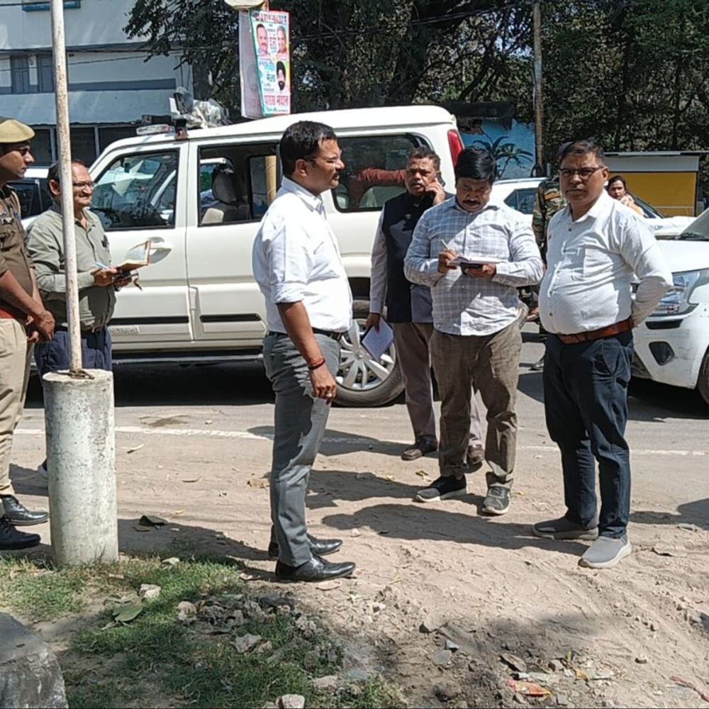 कंपनी बाग से नवाबगंज के बीच हटेगा अतिक्रमण:कानपुर नगर आयुक्त का गंदगी देख चढ़ा पारा, जोनल अधिकारी की सैलरी रोकी