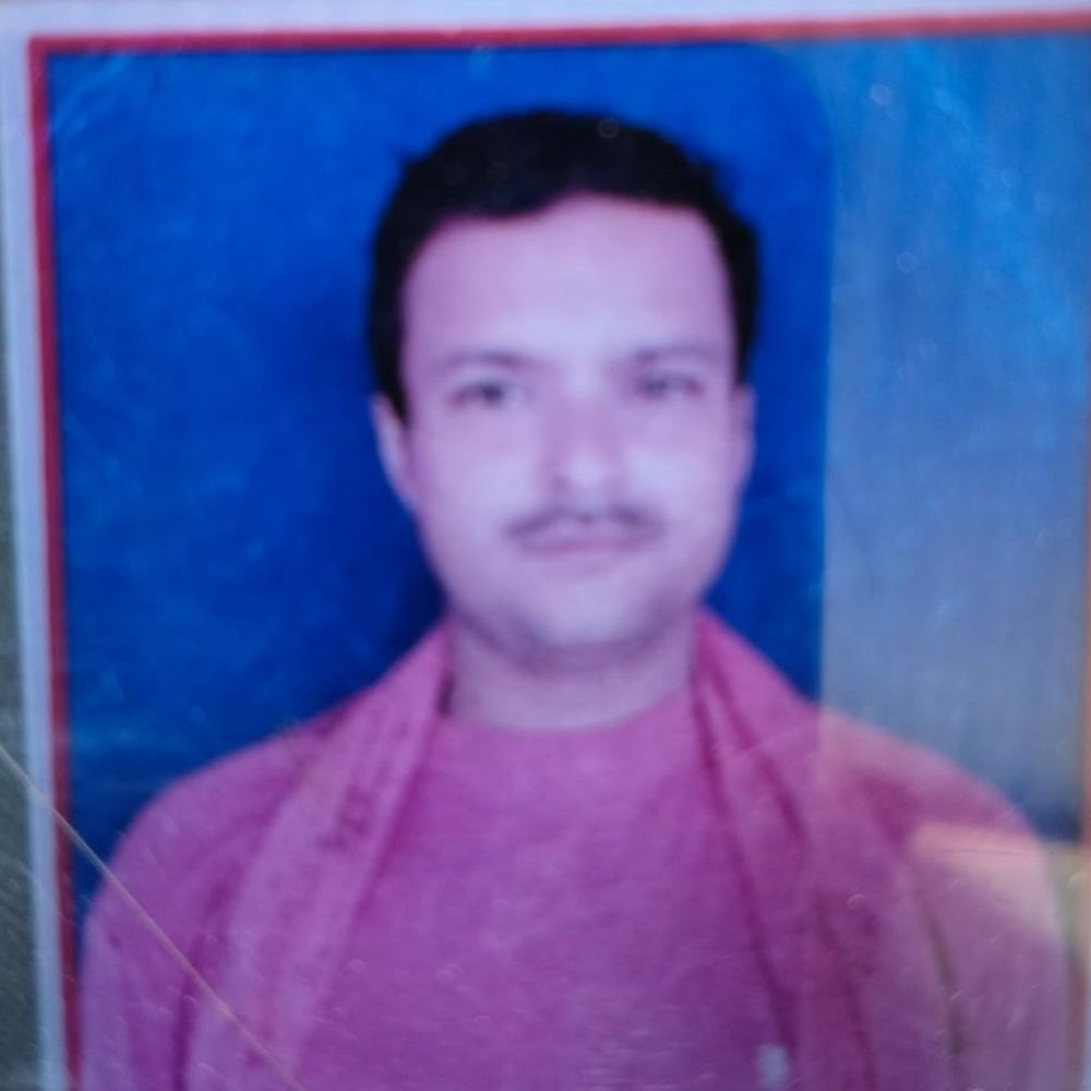 बुंदेलखंड एक्सप्रेसवे पर राजमिस्त्री की मौत:हाइड्रा से टकराई बाइक, काम करके घर लौटते समय हादसा