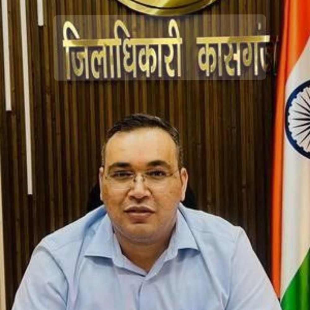 कासगंज ने प्रमाणपत्र निस्तारण में प्रदेश में पहला स्थान पाया:98.18% आवेदनों का समयबद्ध निस्तारण कर हासिल की शीर्ष रैंक